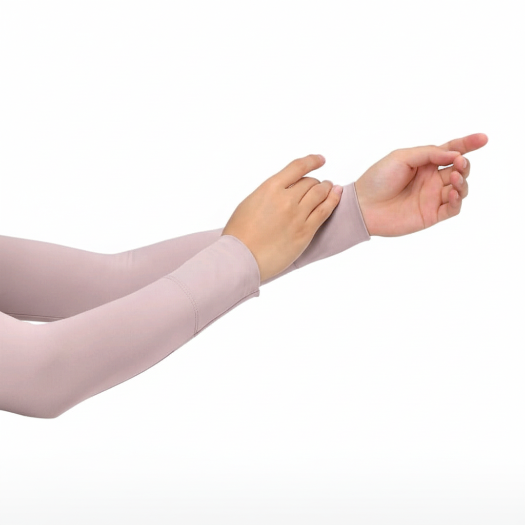 Sand arm sleeves - hands positioned gracefully